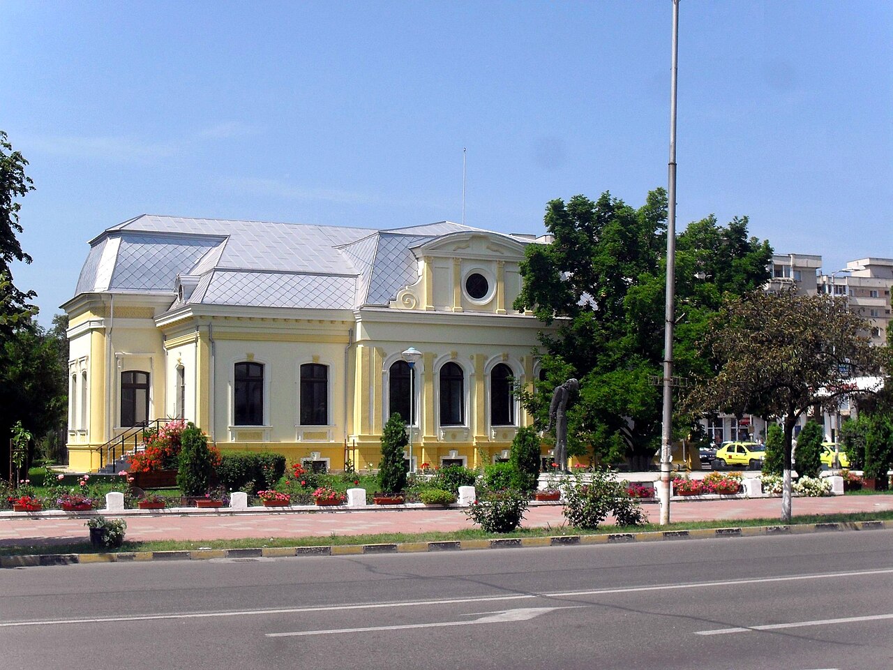 The library in Bacău — Bilo