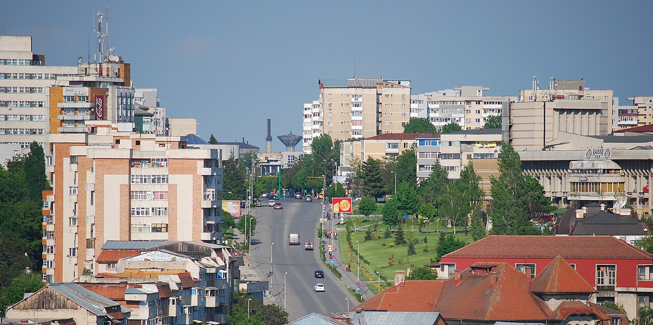 Centrul orașului Slatina văzut de pe dealul Grădiște — Bilo